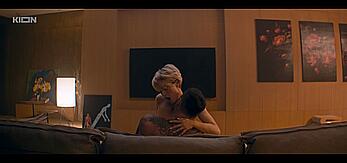 Actress - Viktoriya Maslova, Aleksandra Volkova, Liza Moryak: Movie - Zhizn po vyzovu